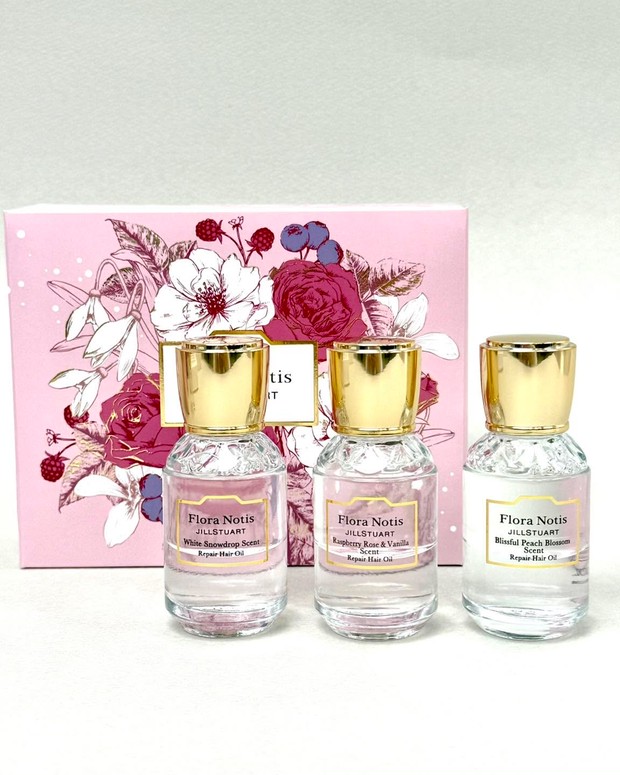 フローラノーティス ジルスチュアートから3種の香りが楽しめるコフレ