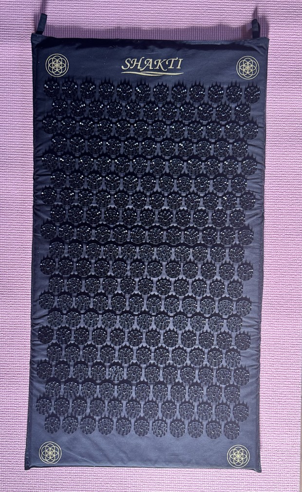 シャクティマット」の効果は？ 美容のプロやインフルエンサーのリアル