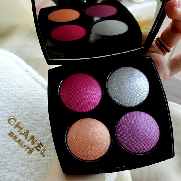 シャネルのクリスマスコフレ2024」気になる限定アイテムをスウォッチ