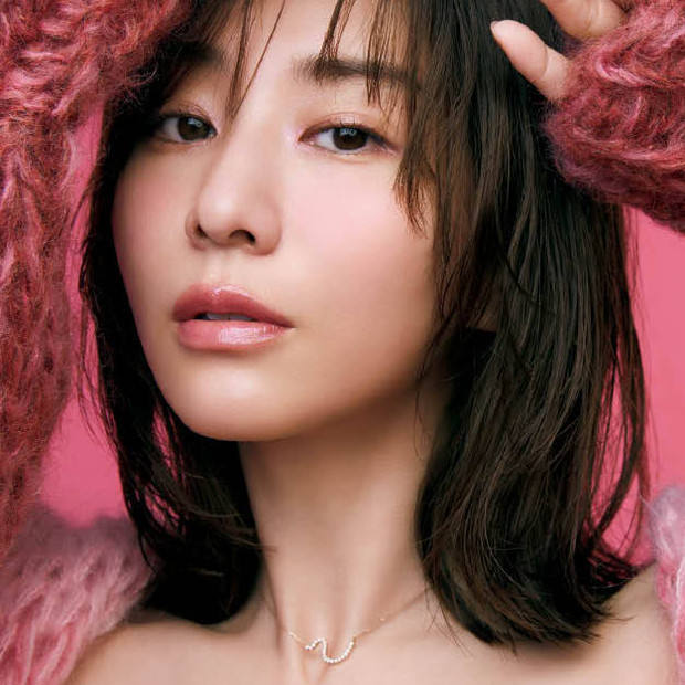 田中みな実さん愛用コスメ＆グッズ16選】通い始めた美容皮膚科、ど