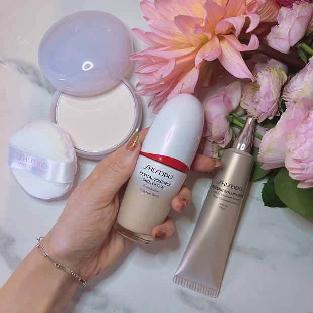 美のプロフェッショナルも大絶賛！！SHISEIDO エッセンス スキングロウ