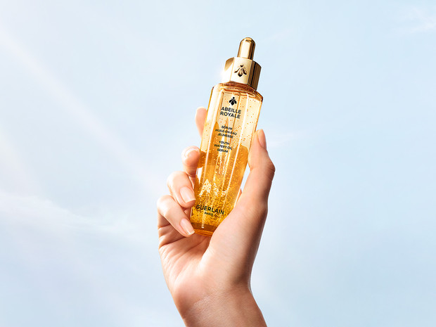 ゲラン】新生「アベイユ ロイヤル ウォータリー オイル セロム」の