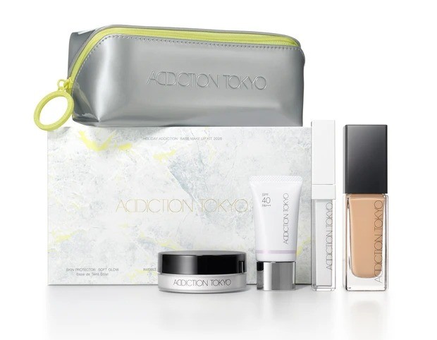 クリスマスコフレ2025】ポーチ付きのホリデー限定品特集！発売日・予約