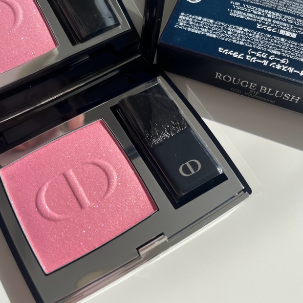 ディオールスキン ルージュ ブラッシュ 212.チュチュホログラフィック