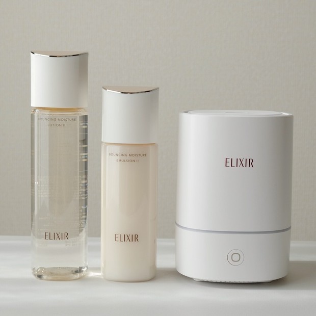 エリクシールから豪華な記念セットが登場！ オリジナル卓上加湿器と