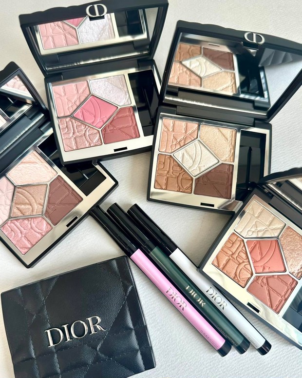 ディオールショウの新作をスウォッチ！ サンク クルールは数量限定で4