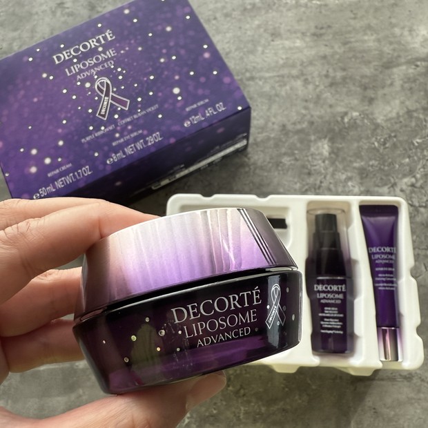 免税店で［decorte デコルテ］リポソーム アドバンスト リペアクリーム
