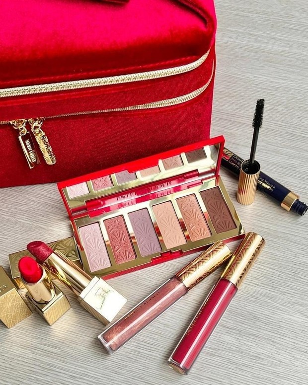 クリスマスコフレ2024】エスティ ローダーのクリスマスコフレ・限定品