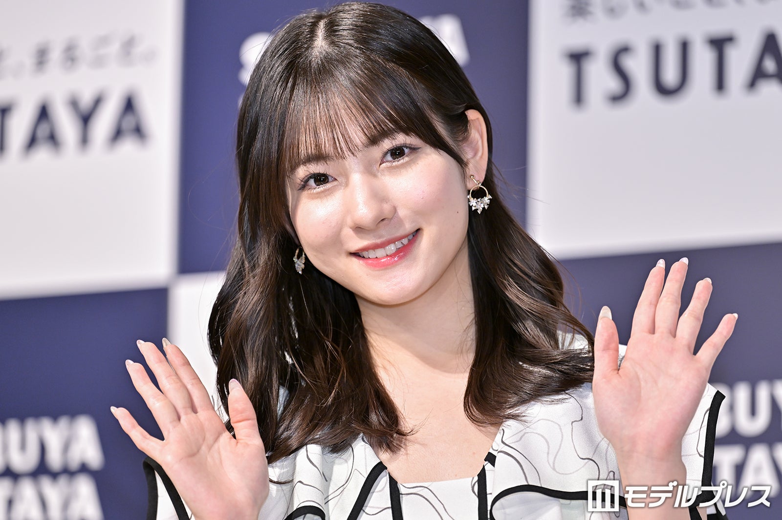 モー娘。北川莉央、10代ラスト写真集で“大人の色香”に挑戦 ボディ