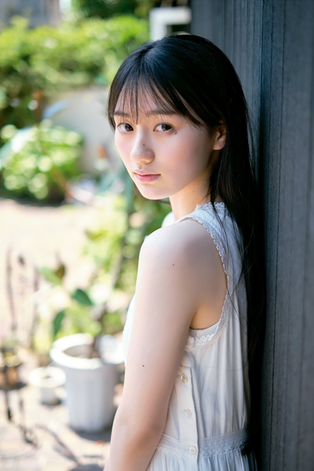 乃木坂46川崎桜、色白素肌が眩しい 5期生集合写真での真相明かす