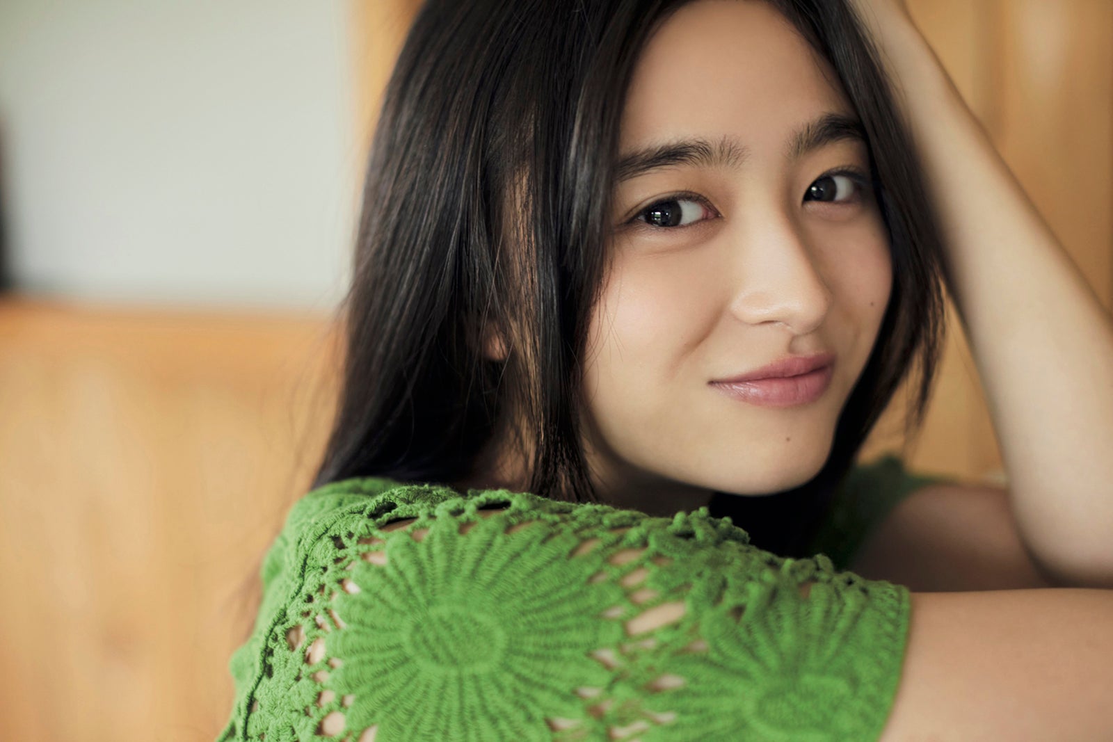 乃木坂46井上和の眼差しにドキッ 圧倒的透明感で魅了 - モデルプレス