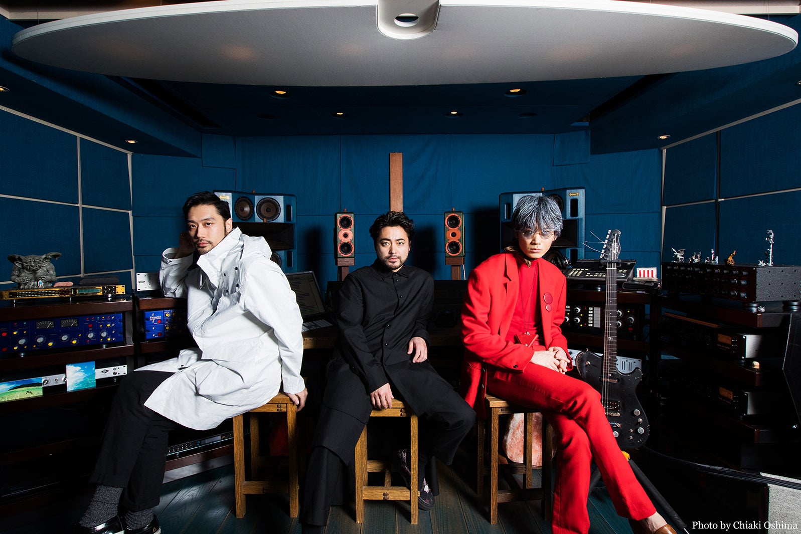 山田孝之×綾野剛×内田朝陽「THE XXXXXX（ザ・シックス）」1stアルバム