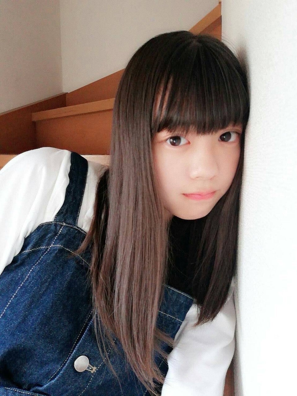 乃木坂46冨里奈央、オーディション応募写真公開に「既に可愛い」「これ