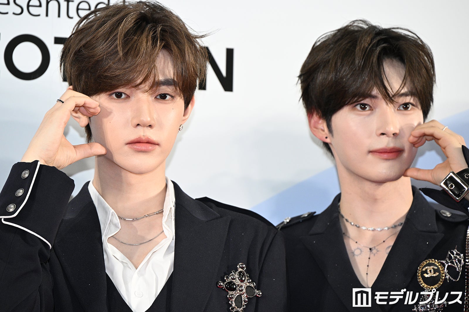 ZB1 負け B賞 あっち向いてホイ ゼベワン ン ハンビン トレカ2枚 ZB1