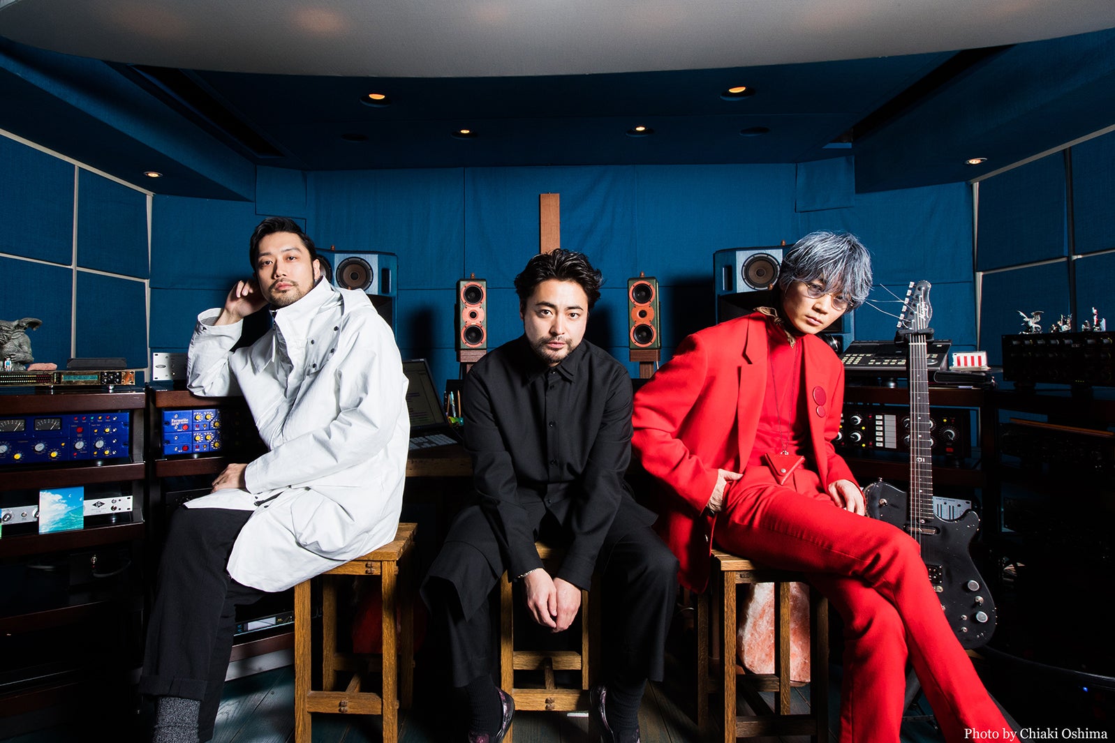 山田孝之×綾野剛×内田朝陽「THE XXXXXX（ザ・シックス）」1stアルバム