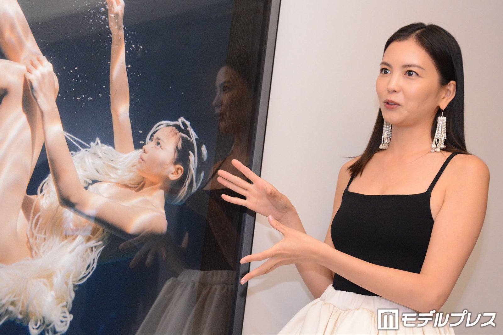 矢野未希子、初の自費出版写真集撮影でハプニング「溺れそうになって