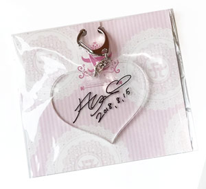 TROUBLE【初回生産限定盤☆ジャケB】（CD+DVD+グッズ+スマプラ）｜浜崎