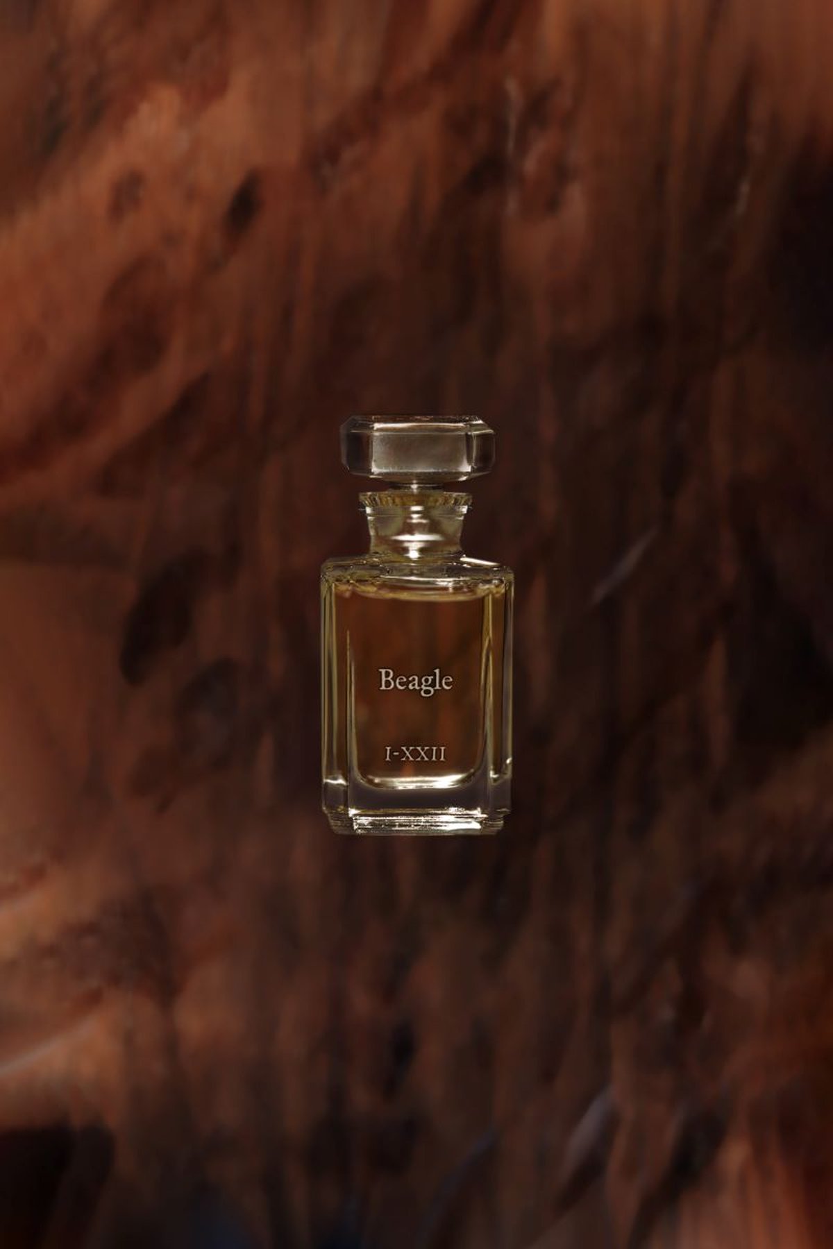 フエギア 1833】肌に1滴を纏う、特別な「プーラ エセンシア」から8種が