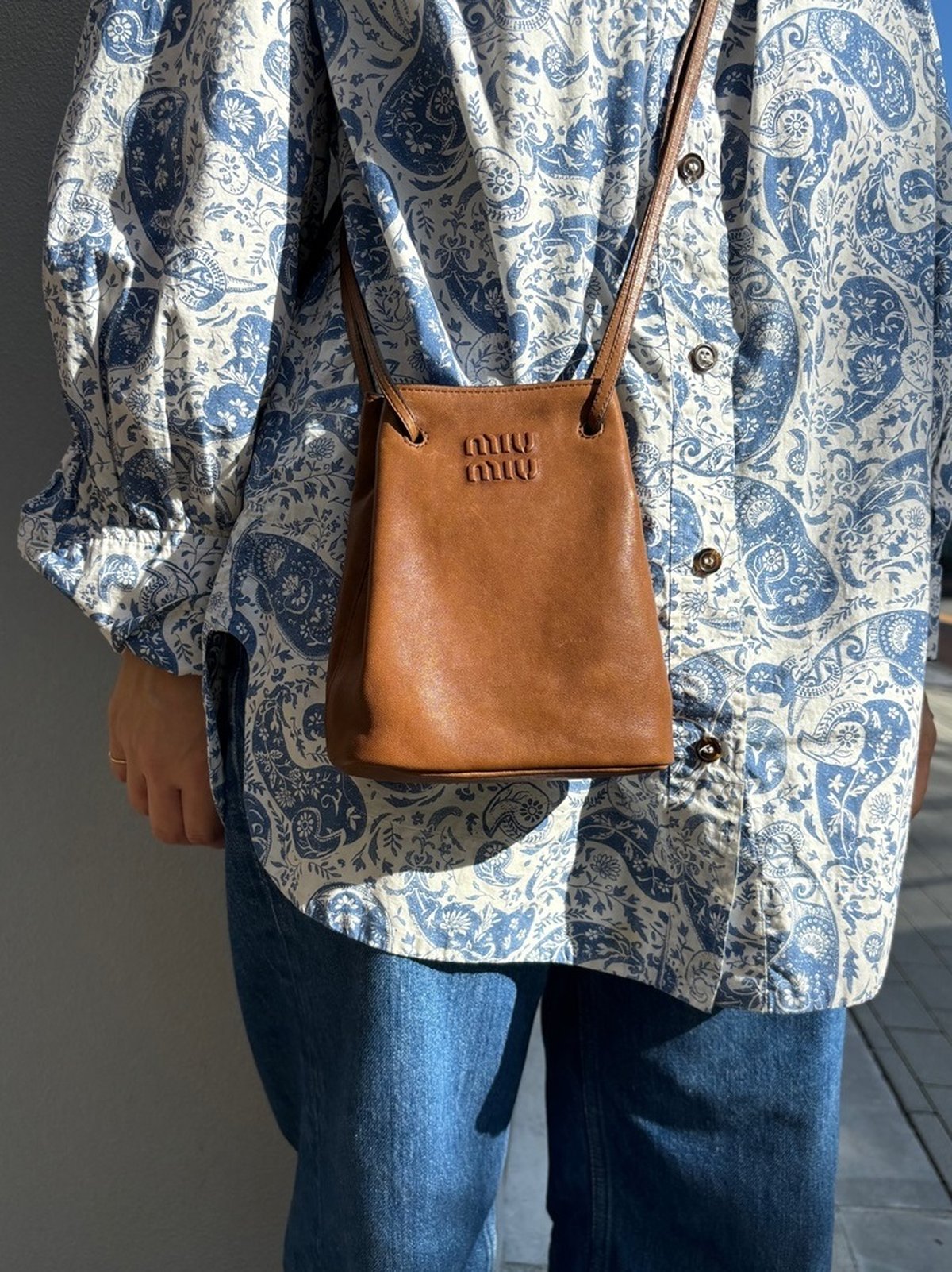 ミュウミュウ】のミニバッグが軽くて万能、快適すぎた話 #深夜の