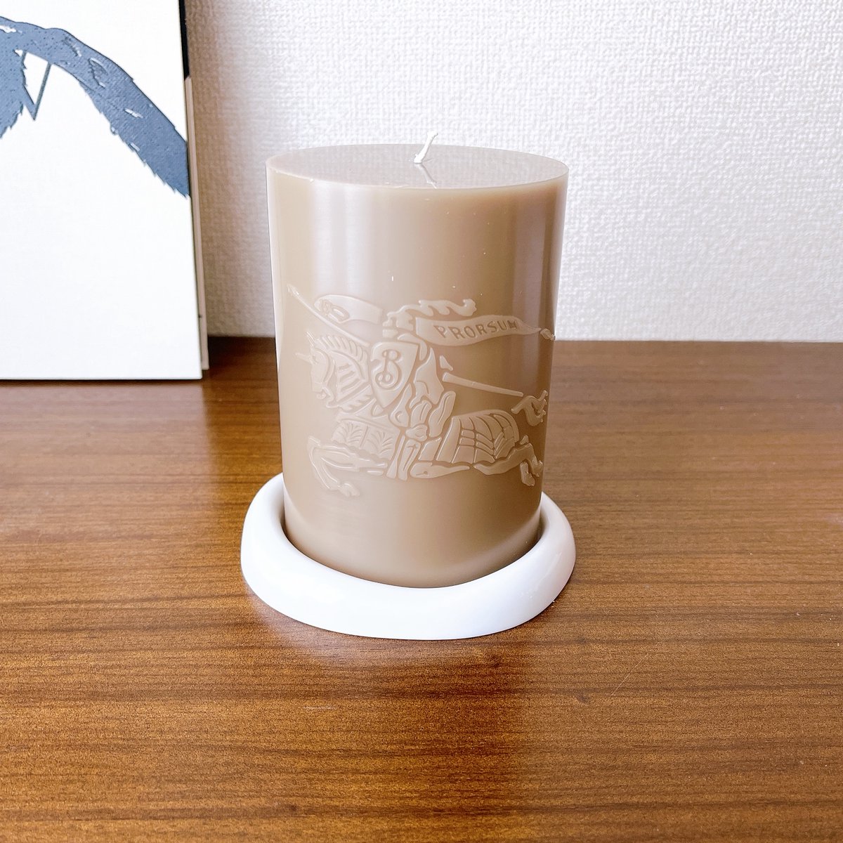 癒しのお家時間は【バーバリー】のキャンドルとともに - スモール