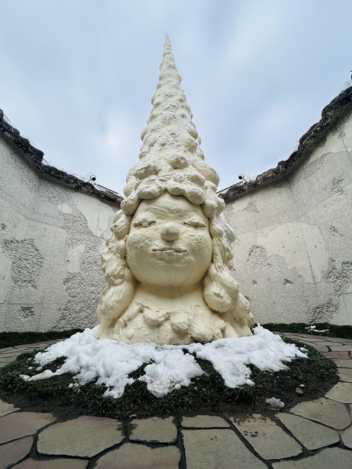 奈良美智展】で念願の「森の子」スノードームをゲット！ - スモール