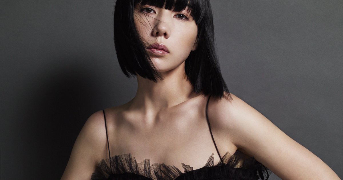 仲里依紗のスペクトルな日常】エキセントリシティを秘めた、攻めの