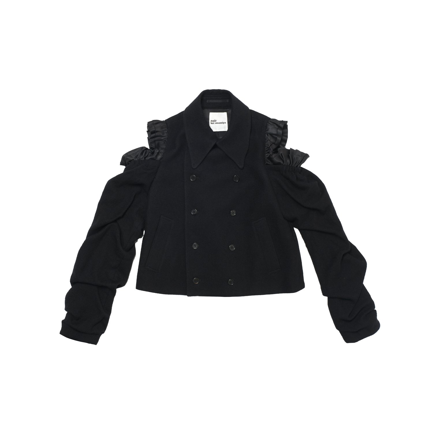 繊細なディテールで魅せる ノワール ケイ ニノミヤのプレイフルネス