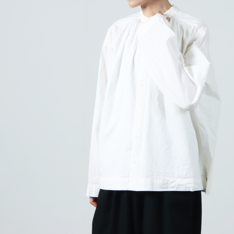 Veritecoeur (ヴェリテクール) シュリンクギャザーシャツ