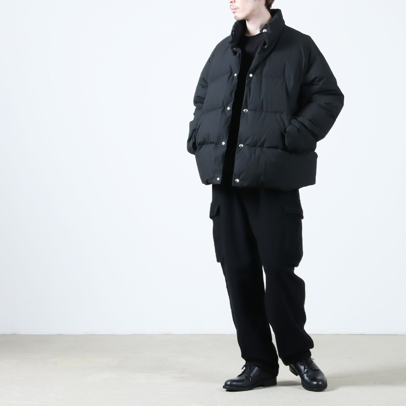 COMOLI (コモリ) コットンナイロン ダウン