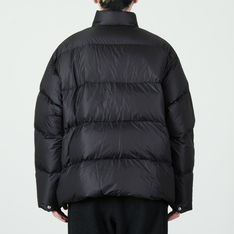 COMOLI (コモリ) ダウン ジャケット