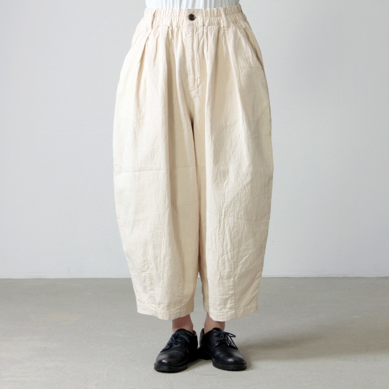 HARVESTY (ハーベスティ) クロップドサーカスパンツ 二重織ツイル