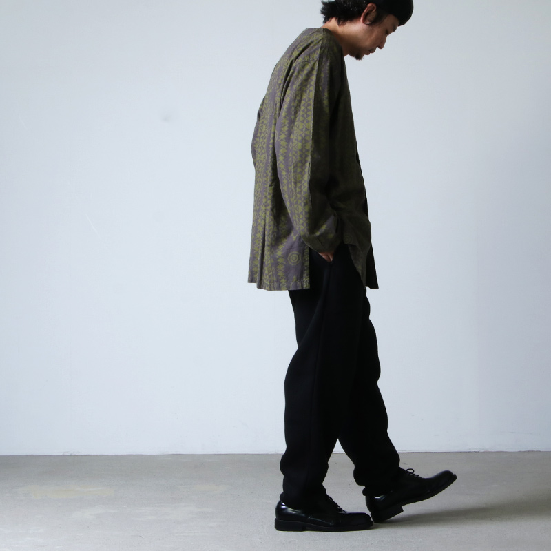 South2 West8 (サウスツーウエストエイト) V Neck Army Shirt