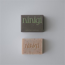 ninigi】クレンジングソープ PASSION ｜｜Cosme Kitchen Webstore