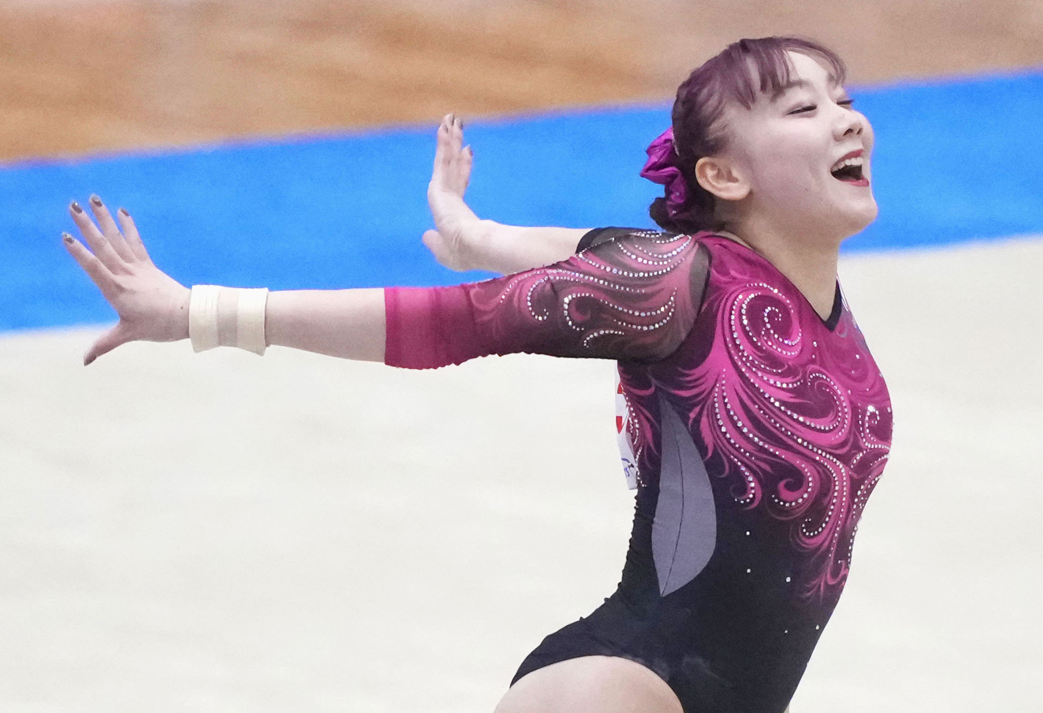 宮田笙子が2冠、角皆友晴は欠場 全日本学生体操|47NEWS（よんなな