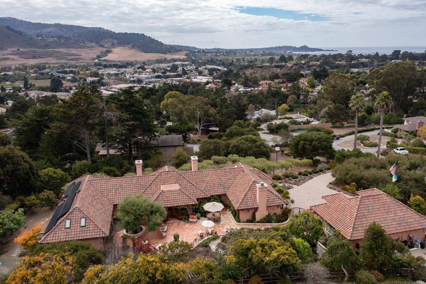 Homes for Sale Between $3649008-$5473512 | Suzanne Hunter | Real E