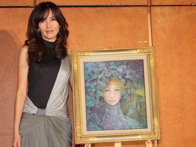 工藤静香、新作絵画を発表！ディズニー超大作絵画コンクールに出席し