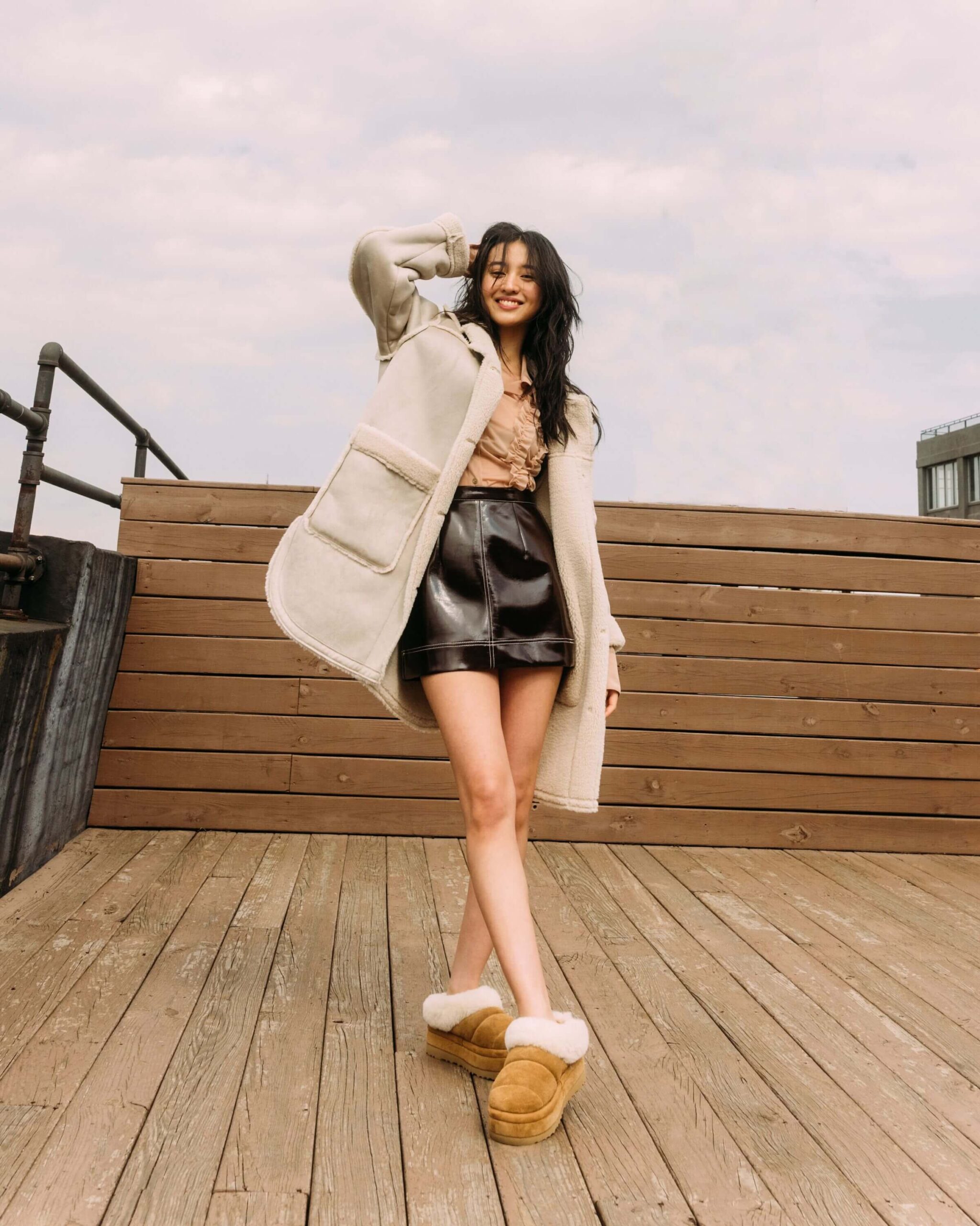 UGG】2023年の狙い目ムートンブーツは？人気ブーツを紹介 | CLASSY