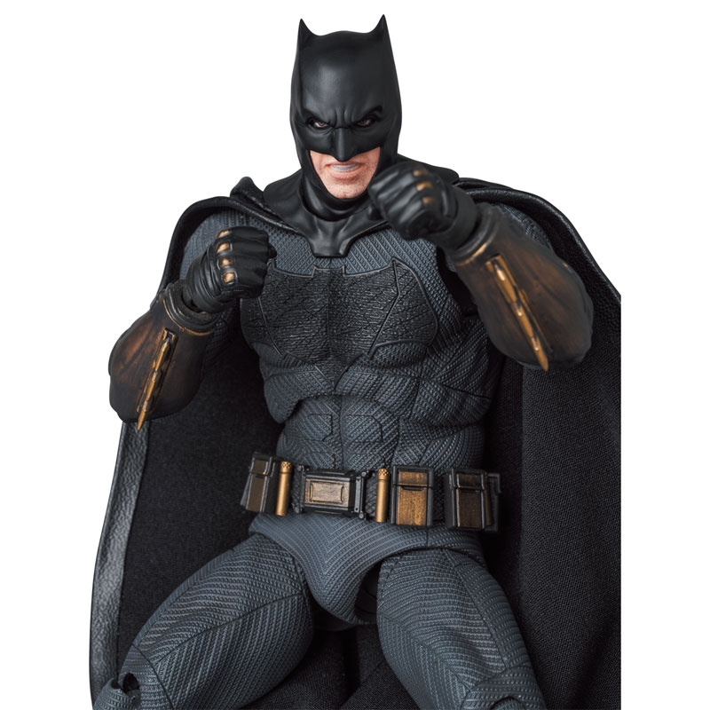AmiAmi [Character & Hobby Shop] | MAFEX No.222 MAFEX BATMAN (ZACK