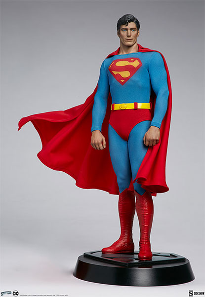 スーパーマン』プレミアム・フォーマット・フィギュア スーパーマン