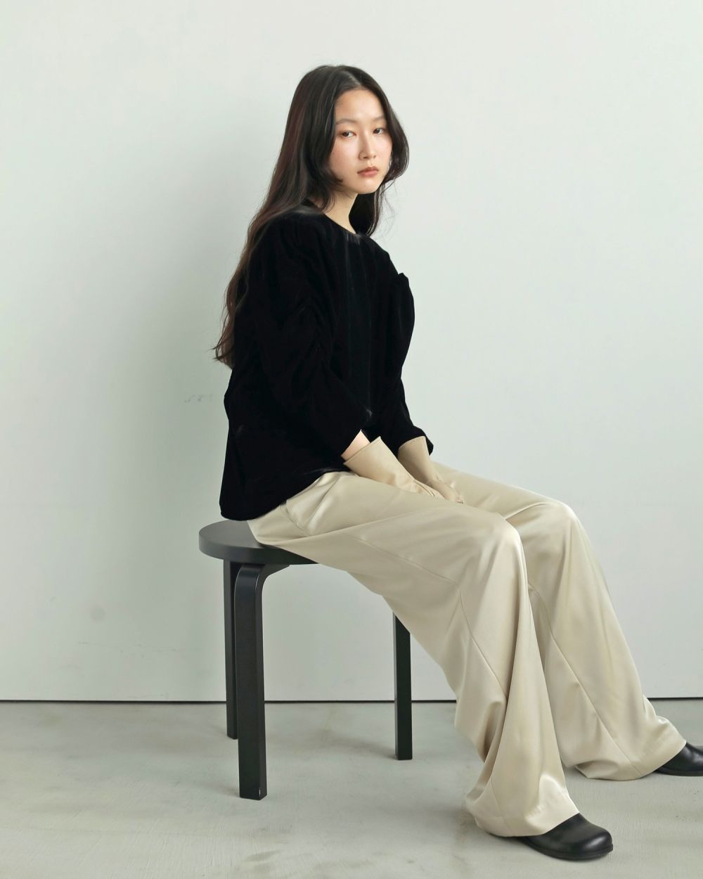 ànuke online store（アンヌーク） / Velour Gather BlouseVelour