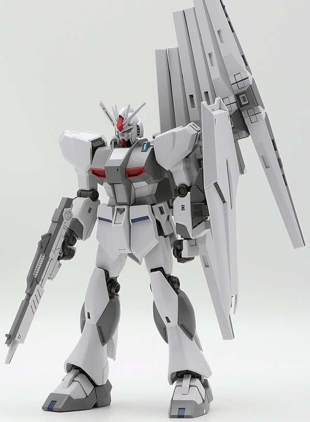 νガンダム（ファーストロットカラーVer.）」の設定が到着 | アニメイト