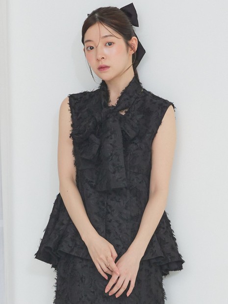 タックペプラムジャガードジレ｜SELFIST / セルフィスト