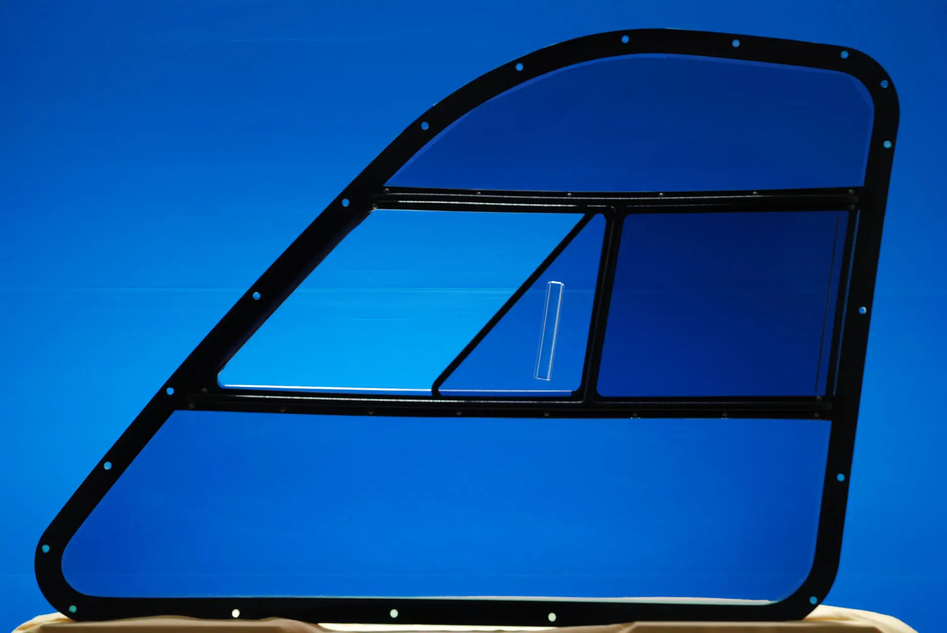 ヘリコプター用航空機の窓 - PLEXIGLAS® - PLEXIWEISS GMBH - アクリル