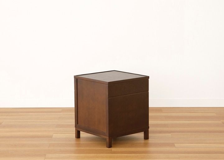 サイドテーブルv01～ソファサイド、ベッドサイドのテーブルとして