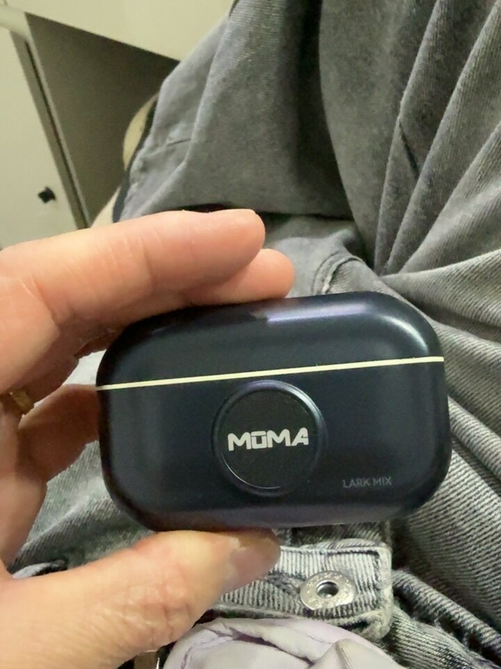 猛玛LARK MIX纽扣式无线领夹麦克风直播专用一拖二收音设备