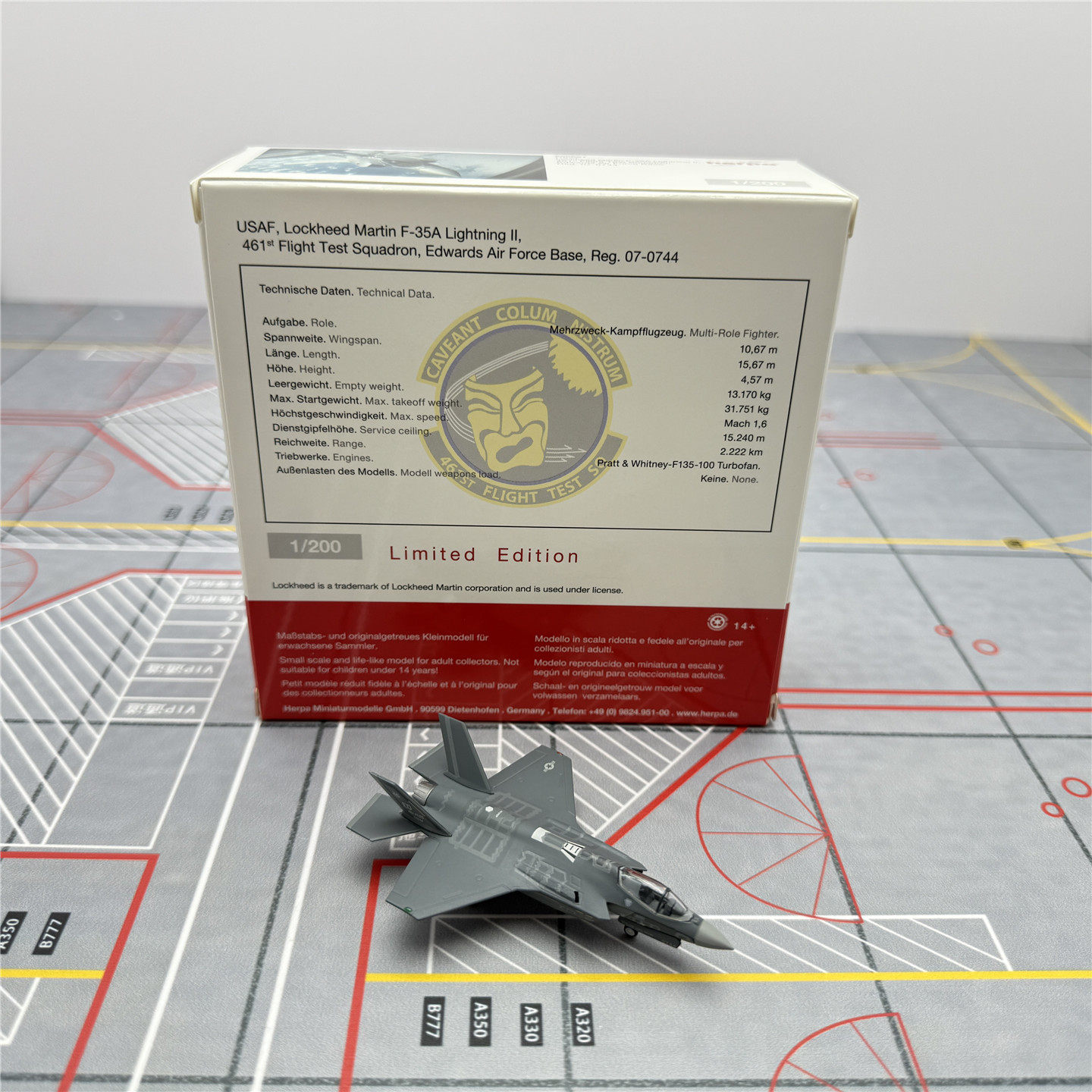1/200 Herpa Wings USAF F-35A Lightning II Alloy Airplane Model