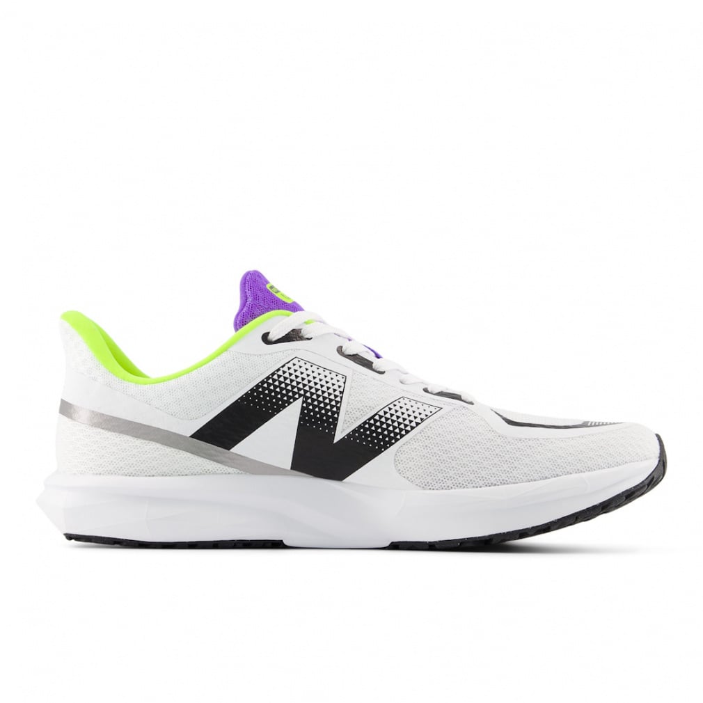 ニューバランス DynaSoft Flash v7 ダイナソフトフラッシュ v7