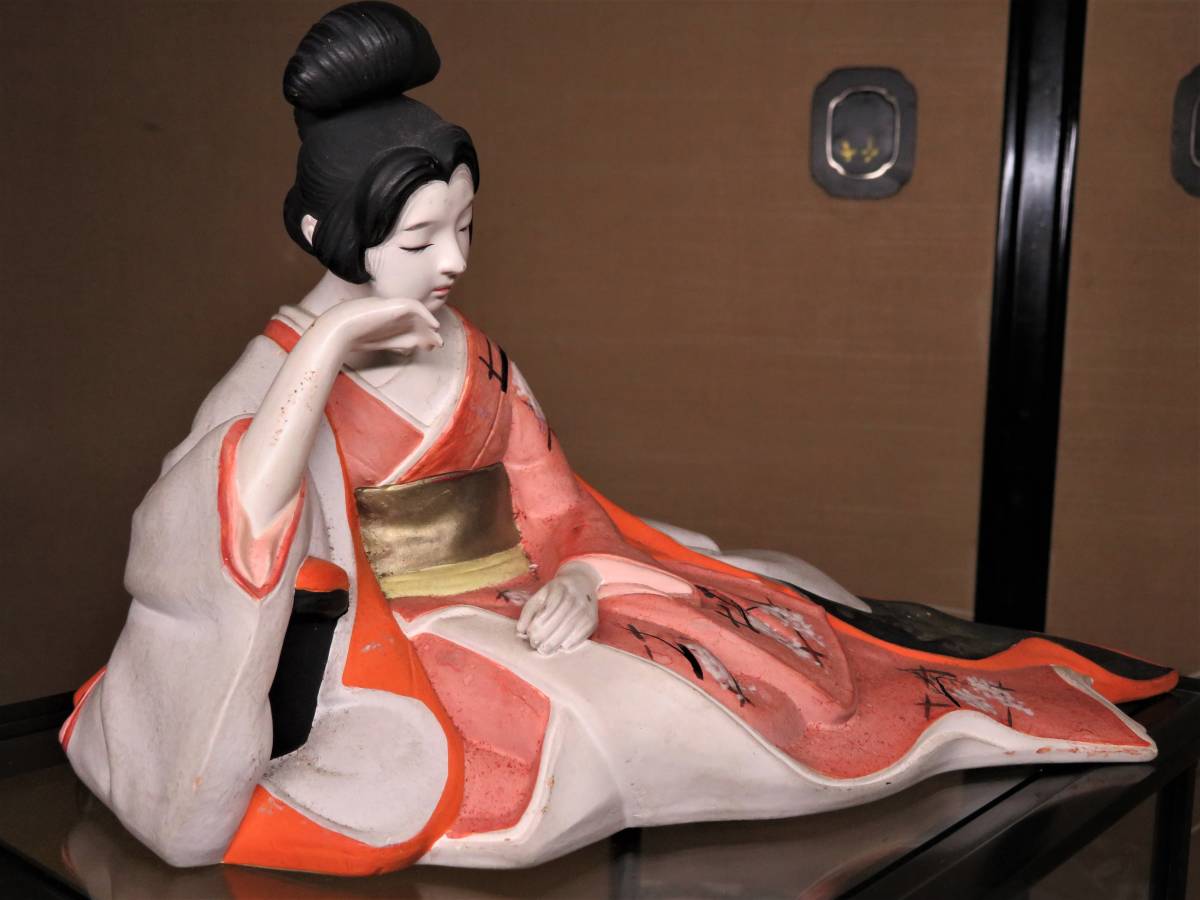 春画人形 裏絵 日本人形 枕絵 陶器 1点 春画人形 裏絵 日本人形 枕絵