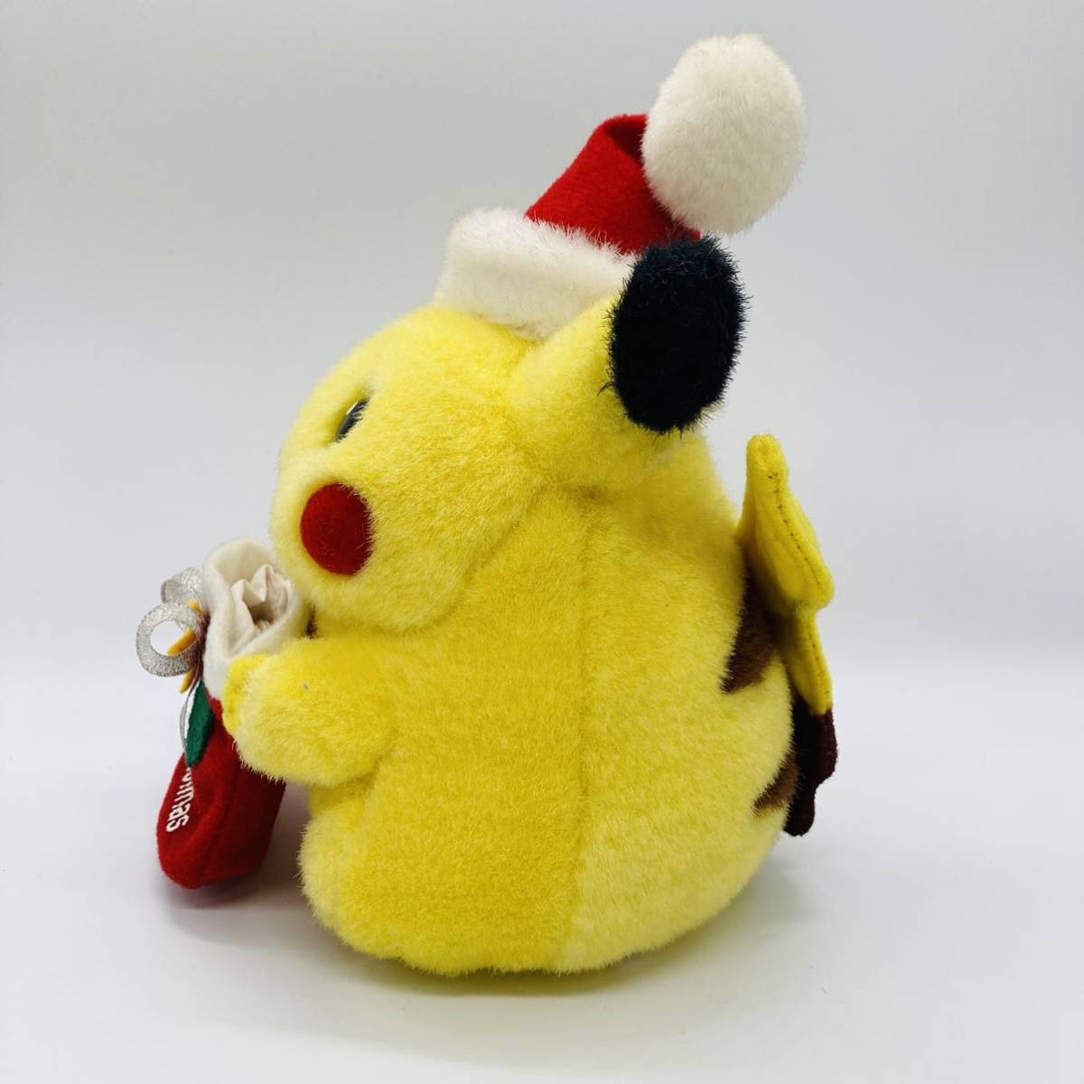 ピカチュウ サンタ ぬいぐるみ マフラー 手袋 ヒイラギの葉 ポケモン