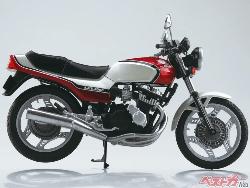 リアルな重量感の1/12サイズ「CBX400F」アオシマから2025年2月発売